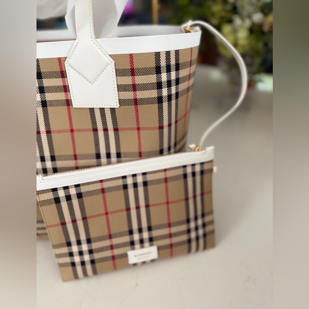 BURBERRY London Medium Check Cotton Tote - NWT & DUSTBAG ⭐️Discontinued⭐️ - Picture 6 of 13